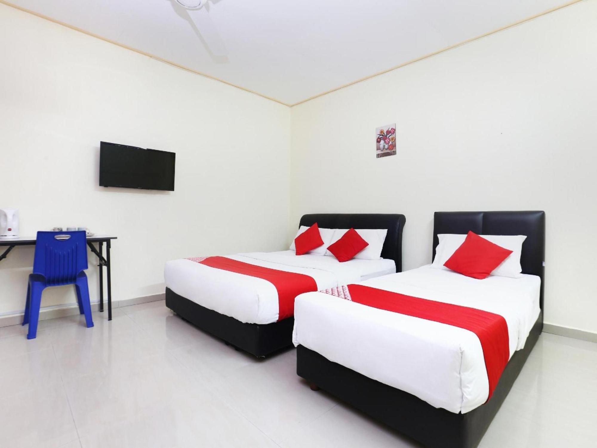 Super Oyo 89640 Hotel Pelangi Marang Zewnętrze zdjęcie