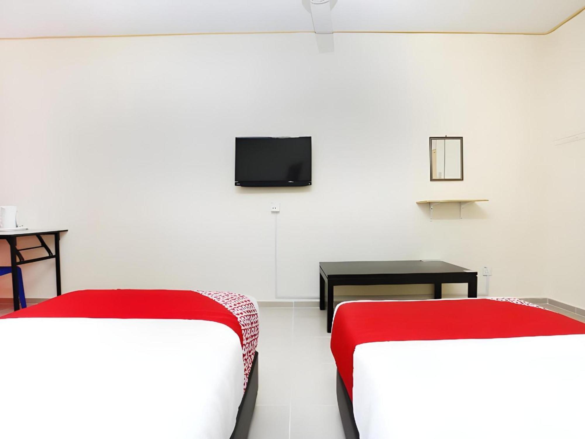 Super Oyo 89640 Hotel Pelangi Marang Zewnętrze zdjęcie