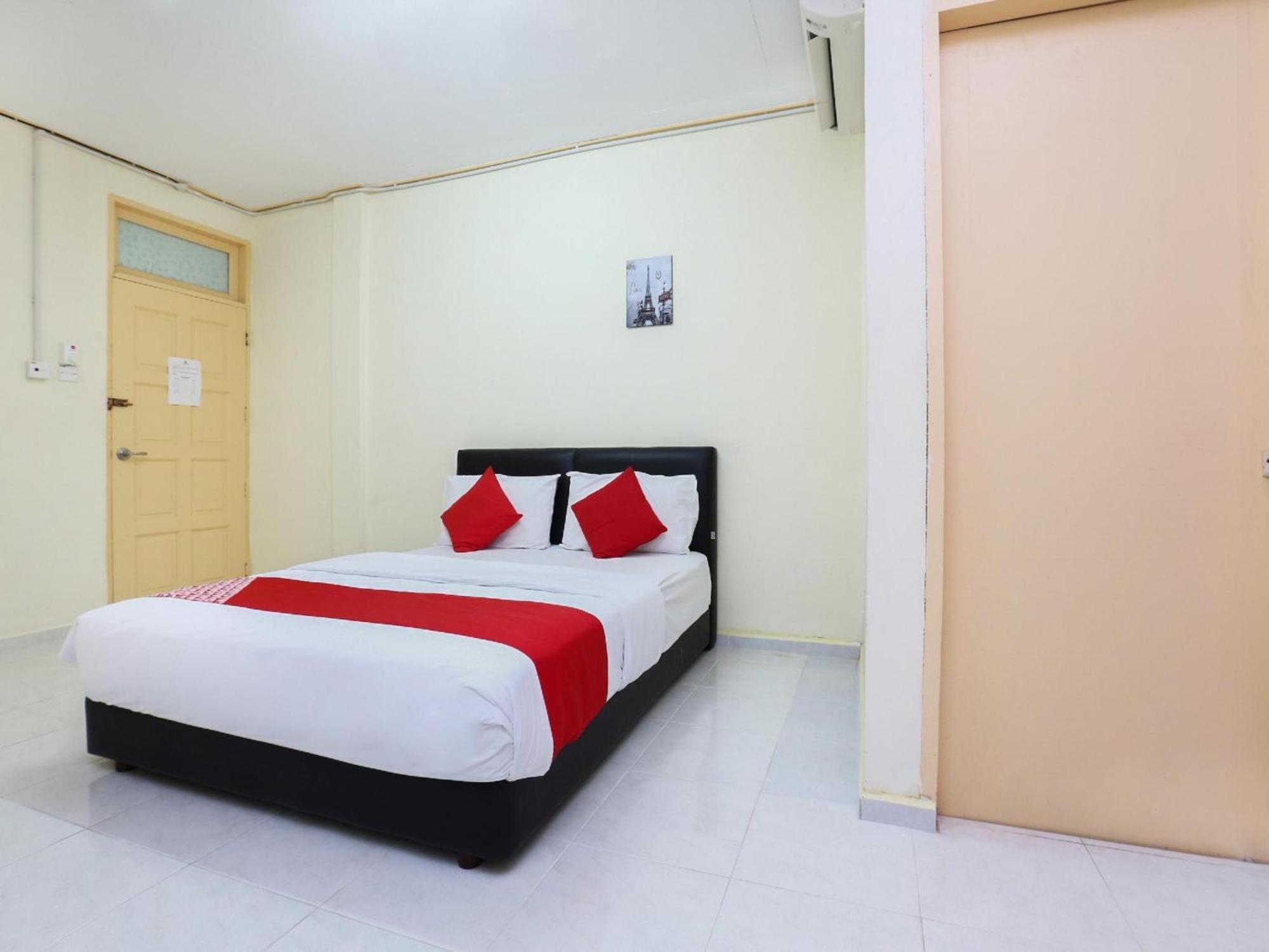 Super Oyo 89640 Hotel Pelangi Marang Zewnętrze zdjęcie