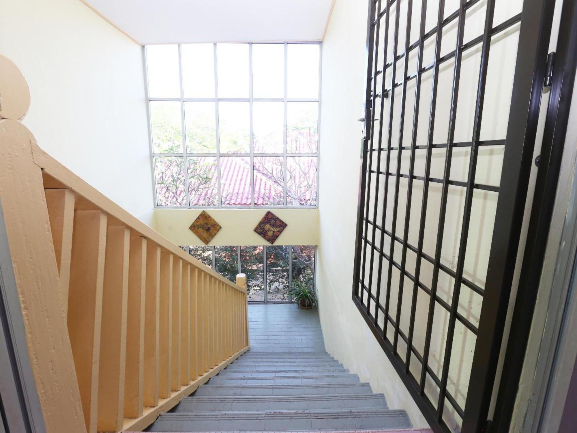 Super Oyo 89640 Hotel Pelangi Marang Zewnętrze zdjęcie