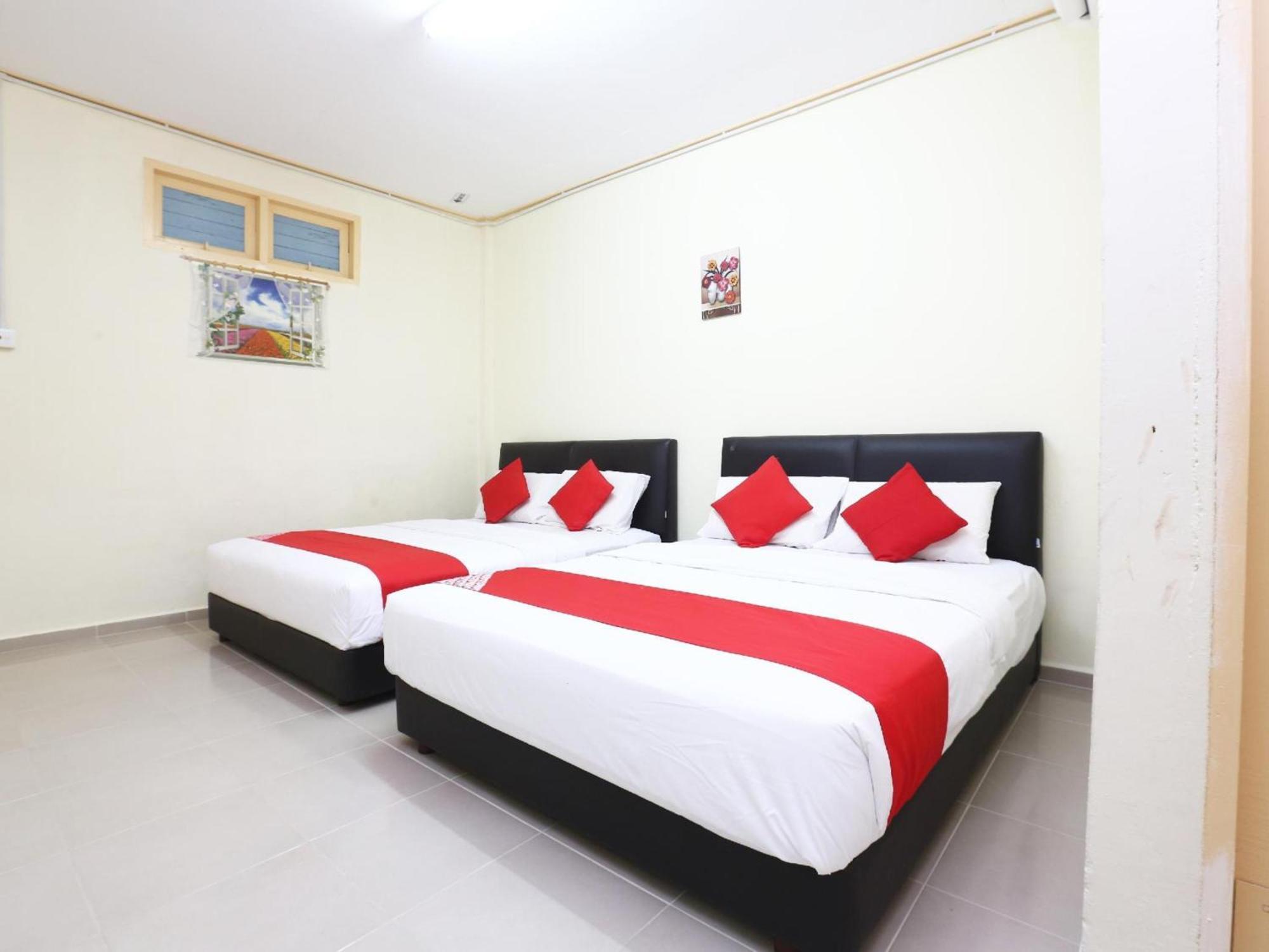 Super Oyo 89640 Hotel Pelangi Marang Zewnętrze zdjęcie
