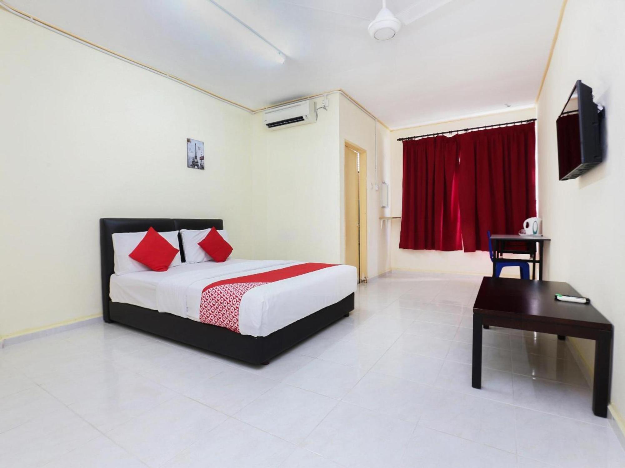 Super Oyo 89640 Hotel Pelangi Marang Zewnętrze zdjęcie