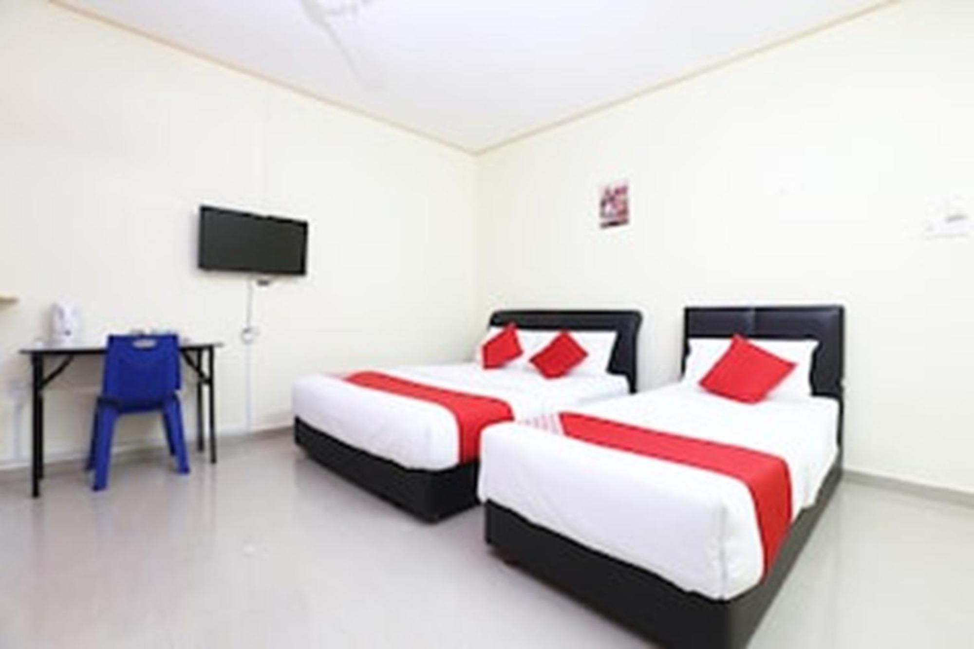 Super Oyo 89640 Hotel Pelangi Marang Zewnętrze zdjęcie