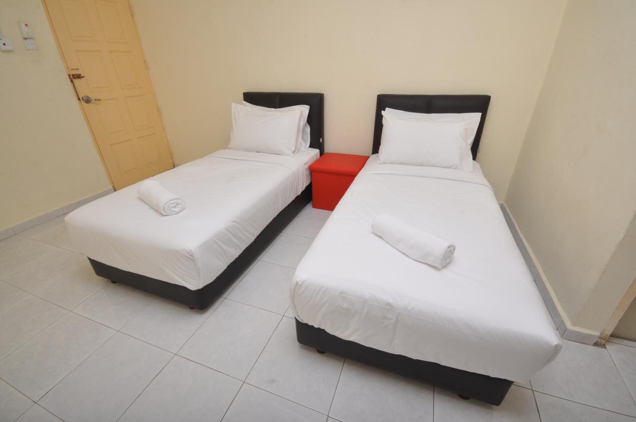 Super Oyo 89640 Hotel Pelangi Marang Zewnętrze zdjęcie