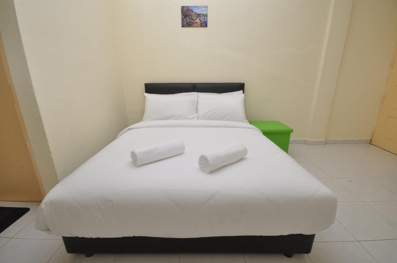Super Oyo 89640 Hotel Pelangi Marang Zewnętrze zdjęcie